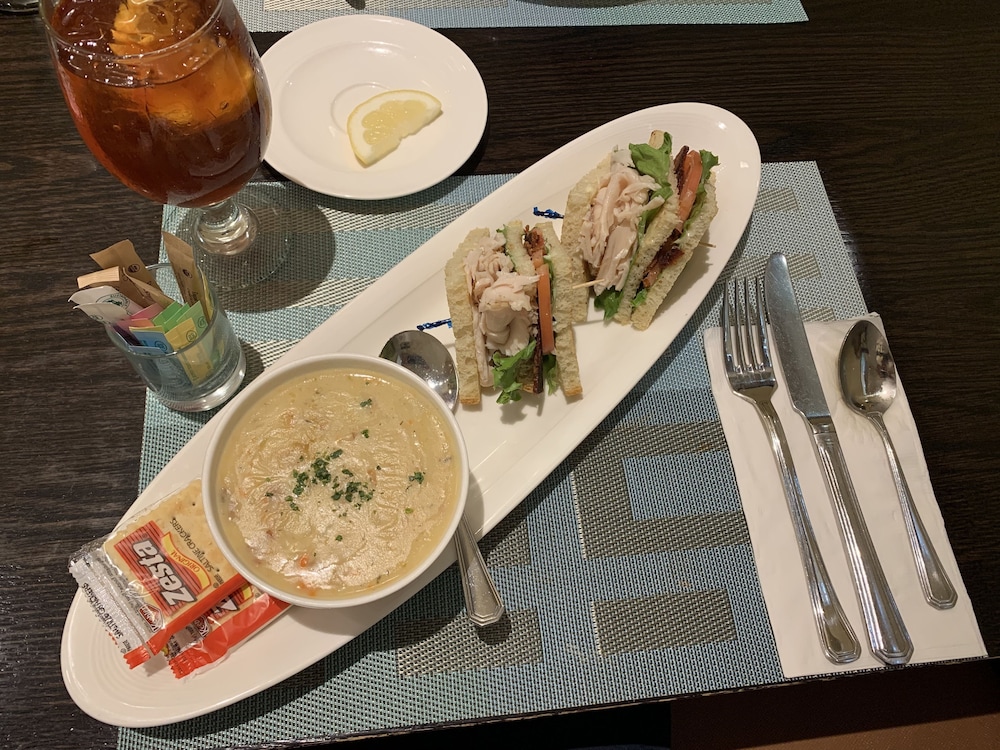 Blue Lake Casino Hotel 13/28