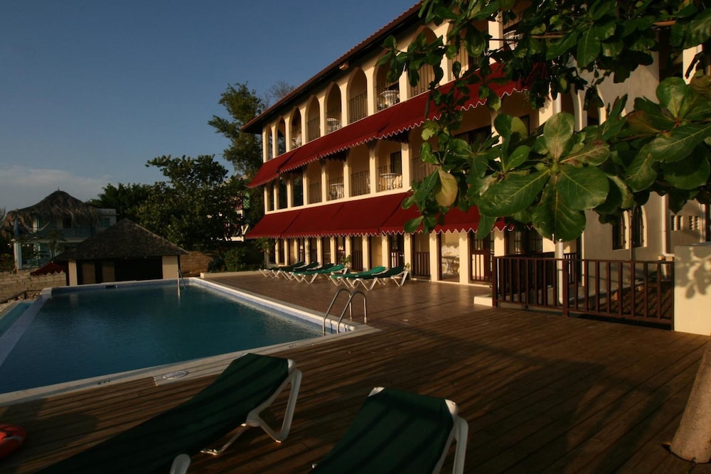 Le Mirage Resort 8/58