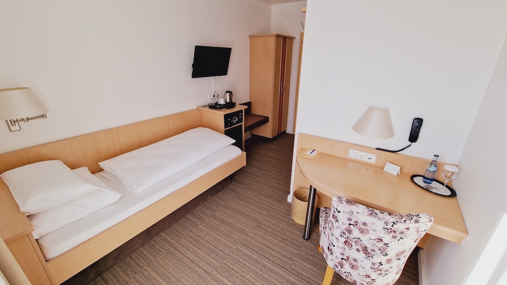 Hotel Garni Metzingen 25/49
