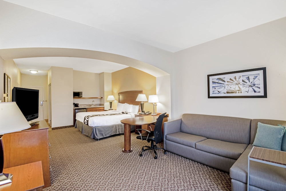 La Quinta Inn & Suites by Wyndham Lawton / Fort Sill 31/47