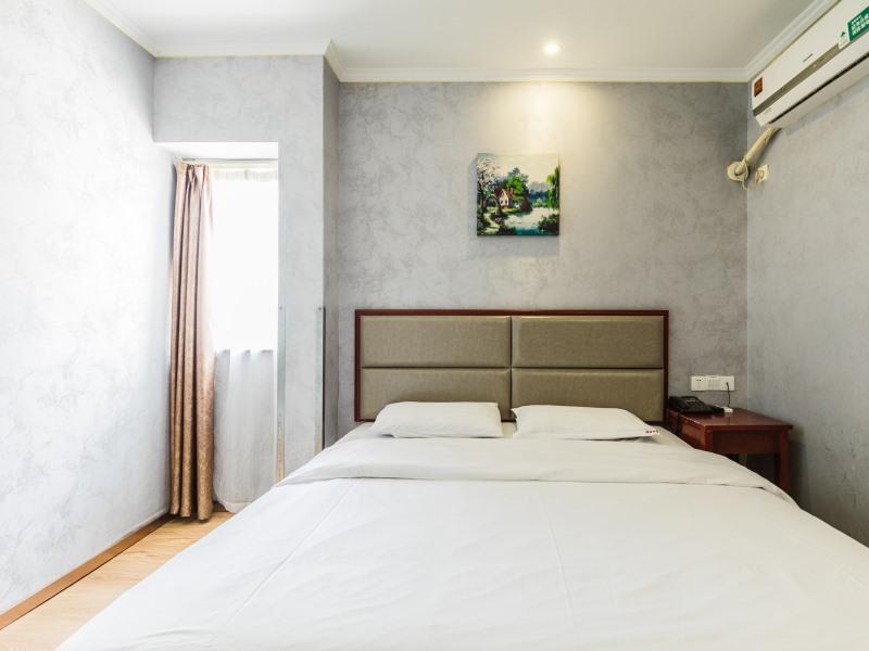 GreenTree Inn Shanghai Huinan Jinghai Road Express Hotel 13/48