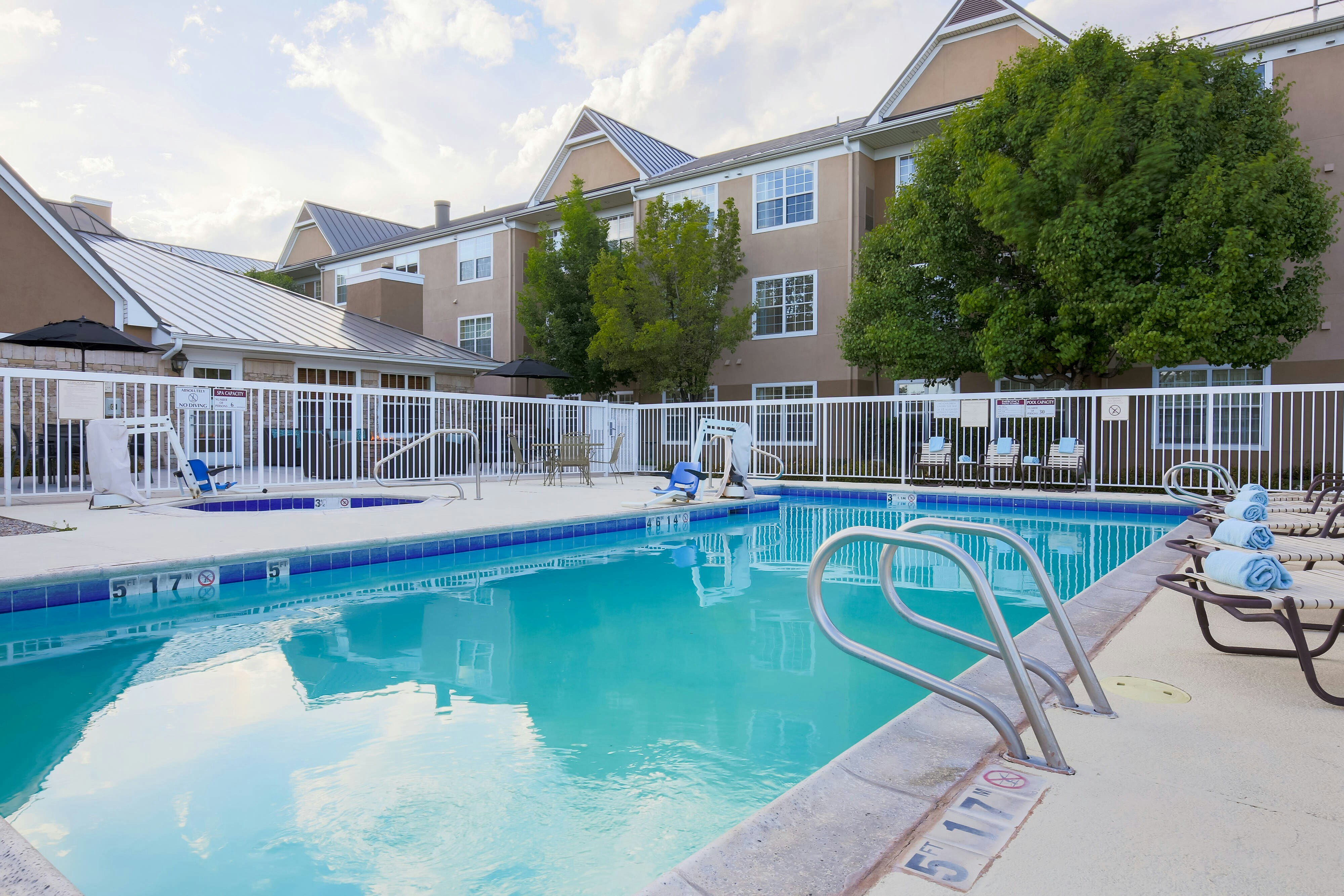 Residence Inn Albuquerque North 27/27