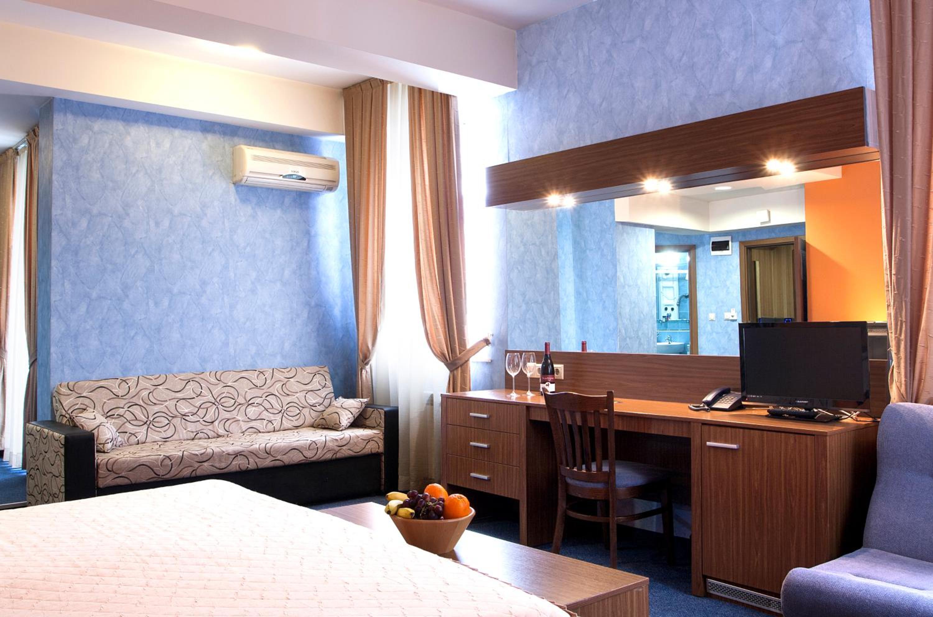 studio, Diter Hotel 4/8
