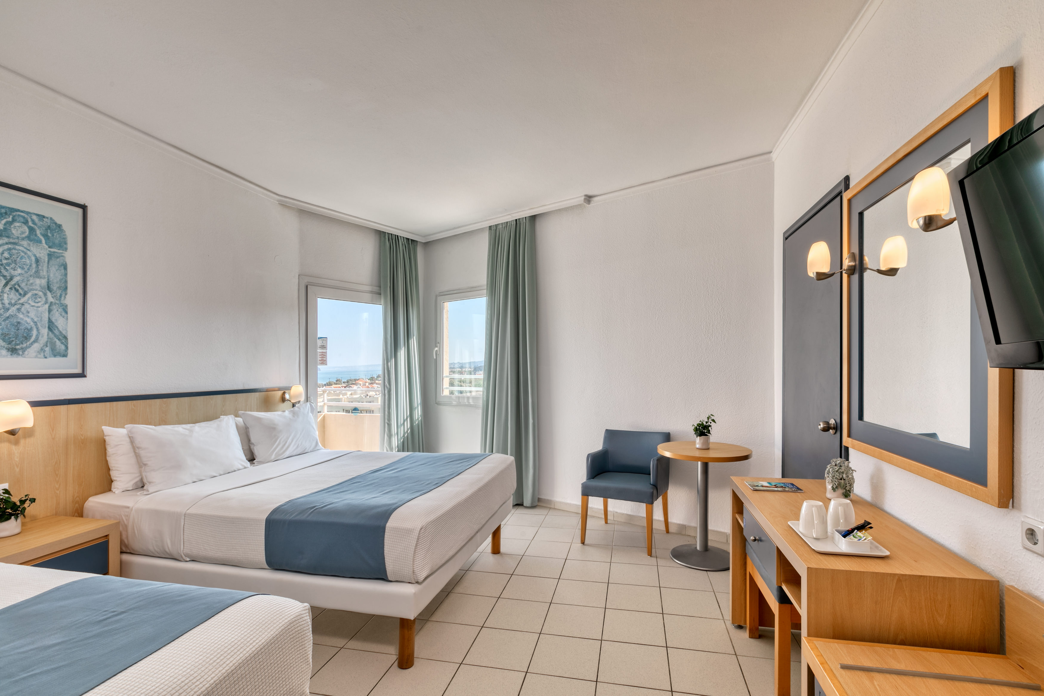 SWIM UP, FAMILY SUITE, OPEN PLAN, SEA VIEW
