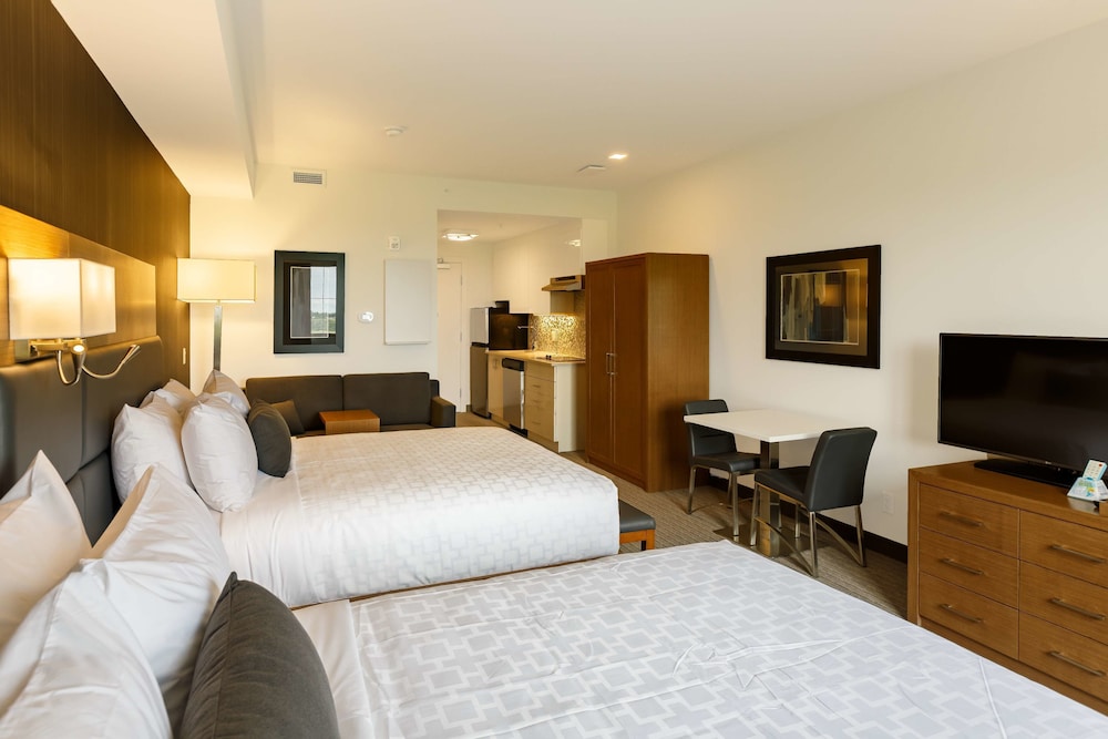 Executive Residency By Best Western Calgary City View North 16/59