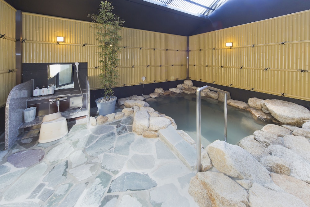 HOTEL ROUTE INN YAMAGUCHI YUDAONSEN 51/53