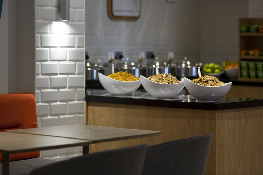 Holiday Inn Express Edinburgh City Centre 24/62