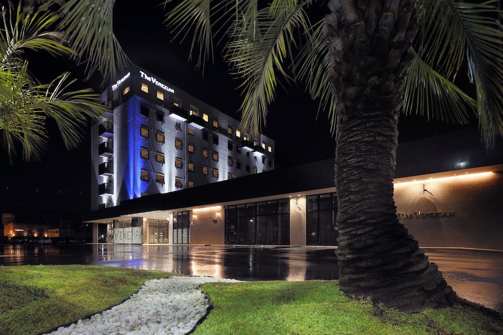 Venezian Hotel Shiroishi Zao 26/27