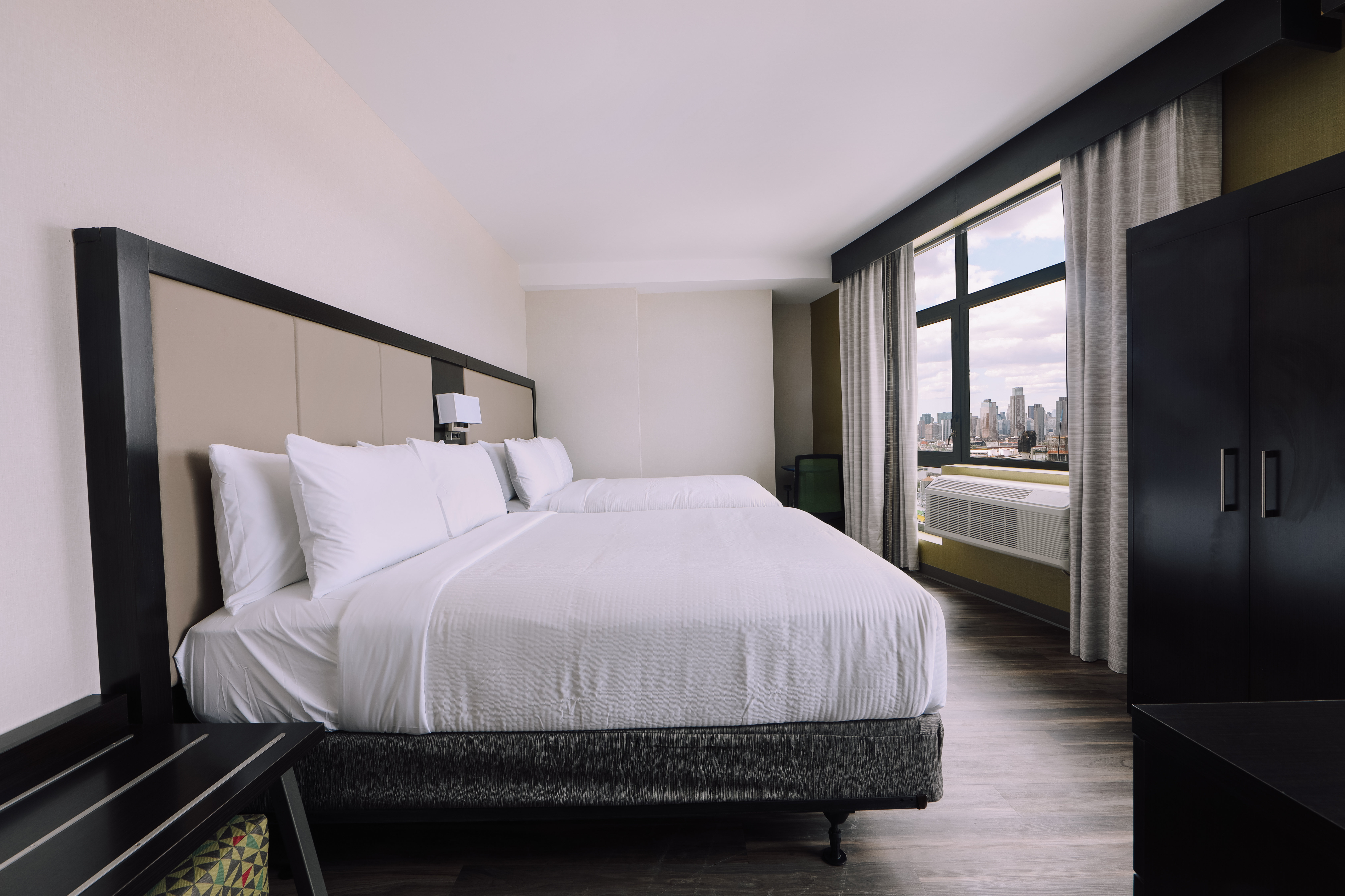 Holiday Inn Express Long Island City E New York, an IHG Hotel 13/48