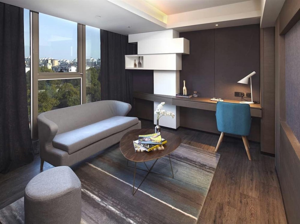 Mercure Yangzhou Dongguan Street 17/40