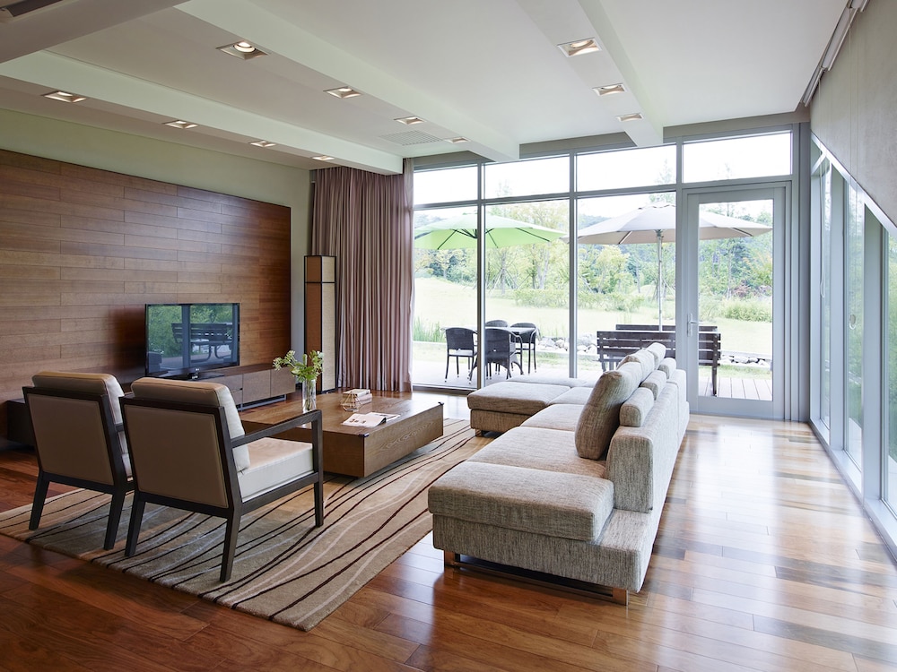 The Suites Hotel Namwon 42/75