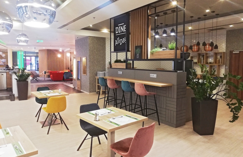 Holiday Inn Trnava 55/66