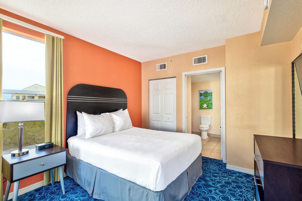 1 BEDROOM, SUPERIOR, SUITE