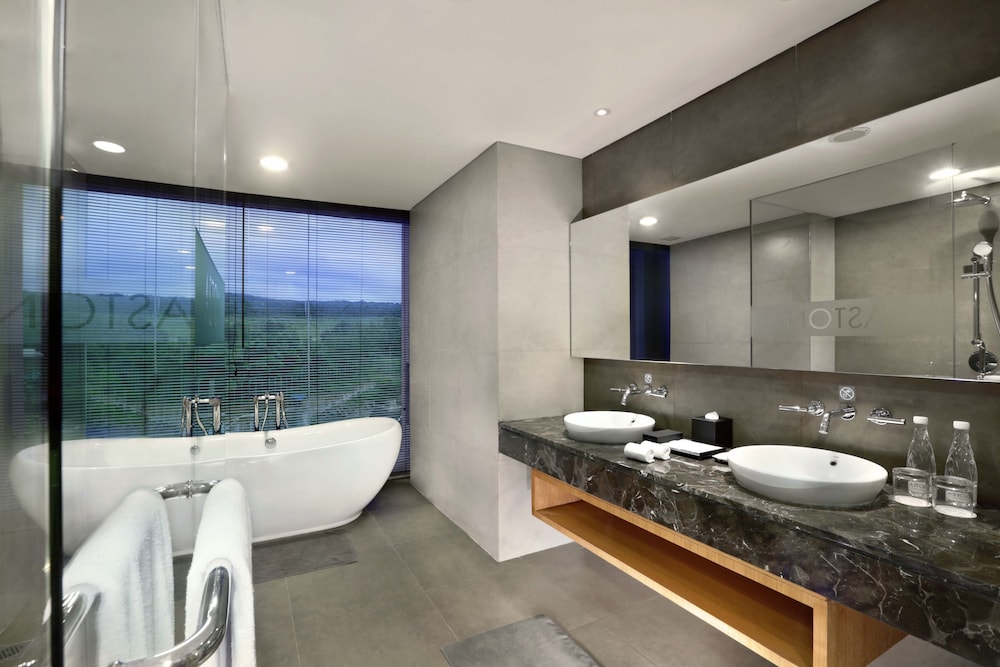 Aston Sentul Lake Resort and Conference Center 13/57