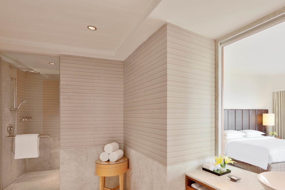 Courtyard By Marriott Hyderabad 12/53