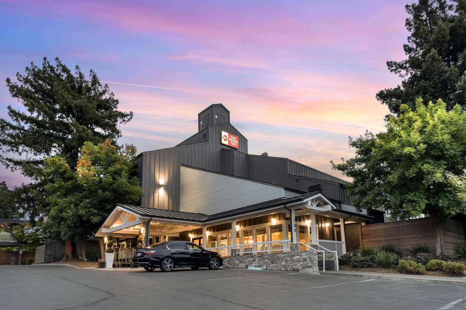 Best Western Plus Inn At The Vines 5/43