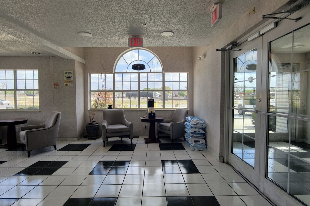 Classic Inn San Marcos, TX 35/60