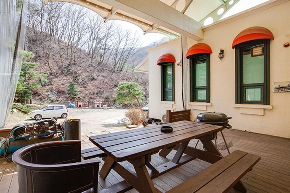 Yangpyeong Over The Mountain Pension 17/35