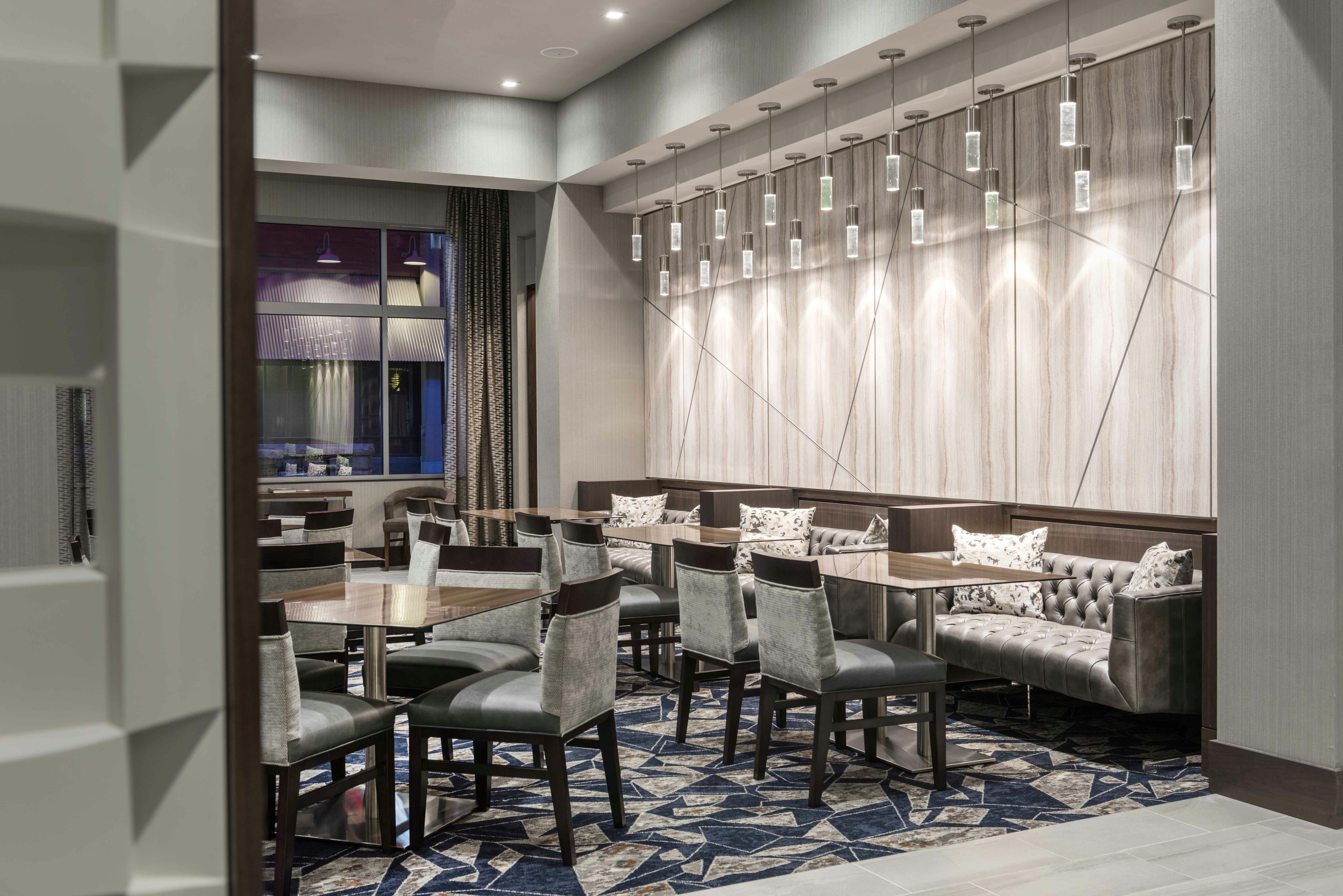 Hilton Garden Inn Foxborough Patriot Place Ma 53/56
