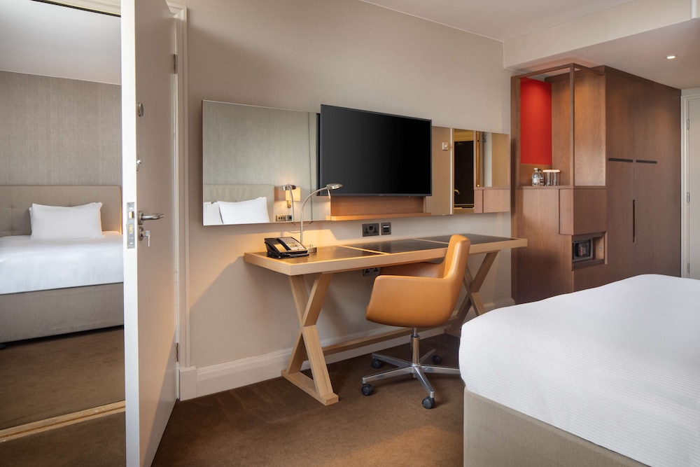 Hilton Leeds City 26/78
