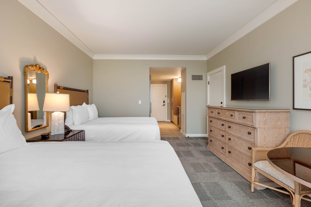 Barton Creek Resort And Spa 12/76