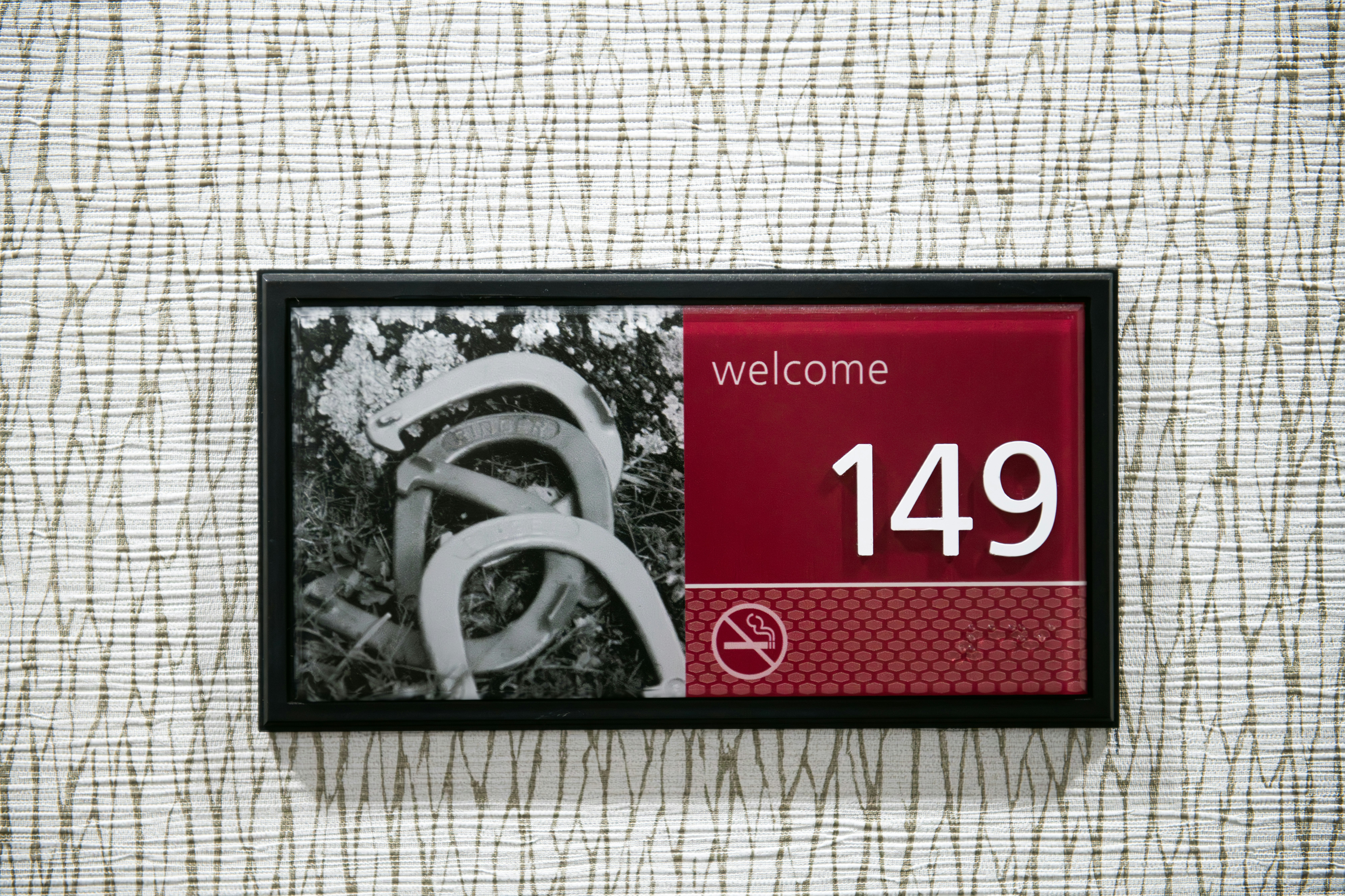 HAMPTON INN AUSTIN/OAK HILL 31/64