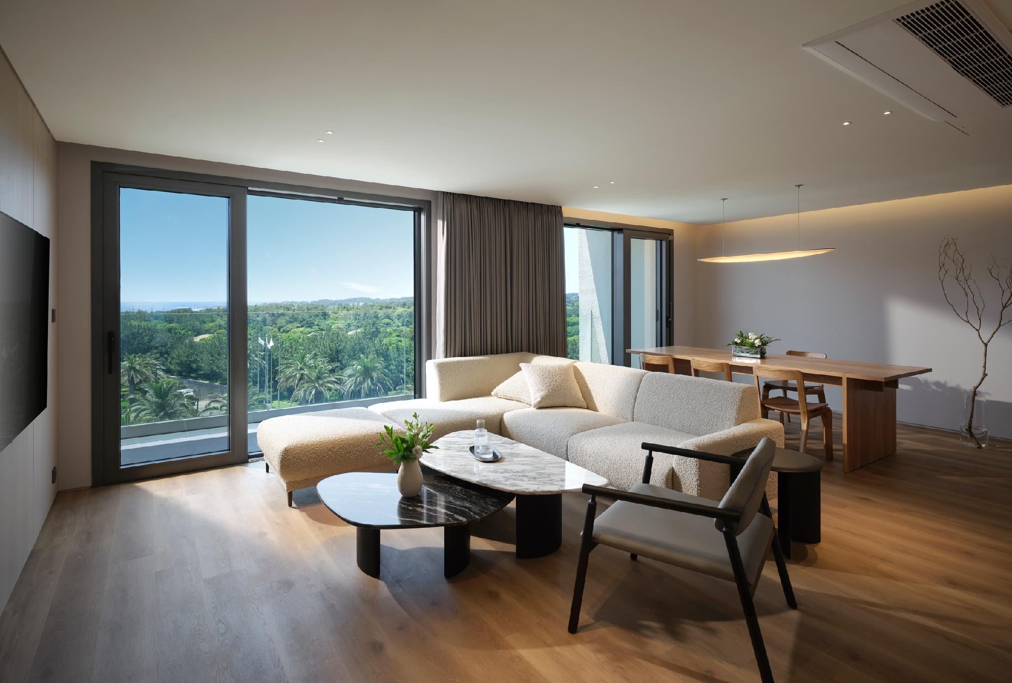 2 Bedrooms, Master, Resort, Suite, Village View