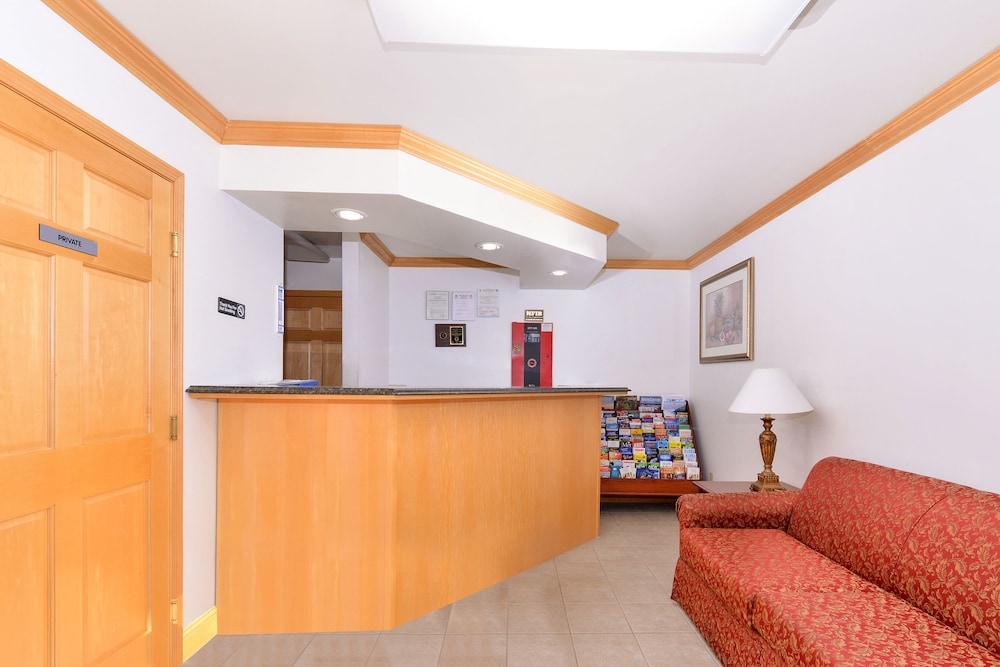 Tower Inn And Suites 3/30