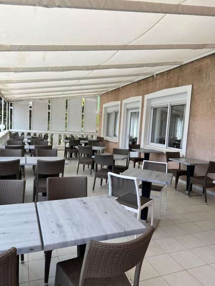 Hotel Thalassa 33/50