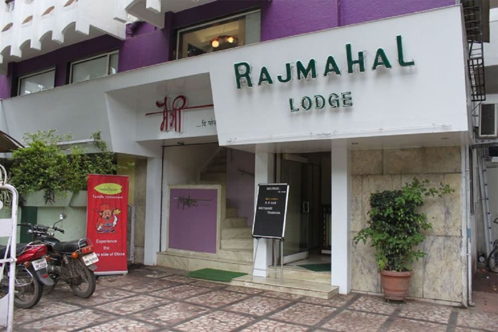 Hotel Rajmahal 2/20