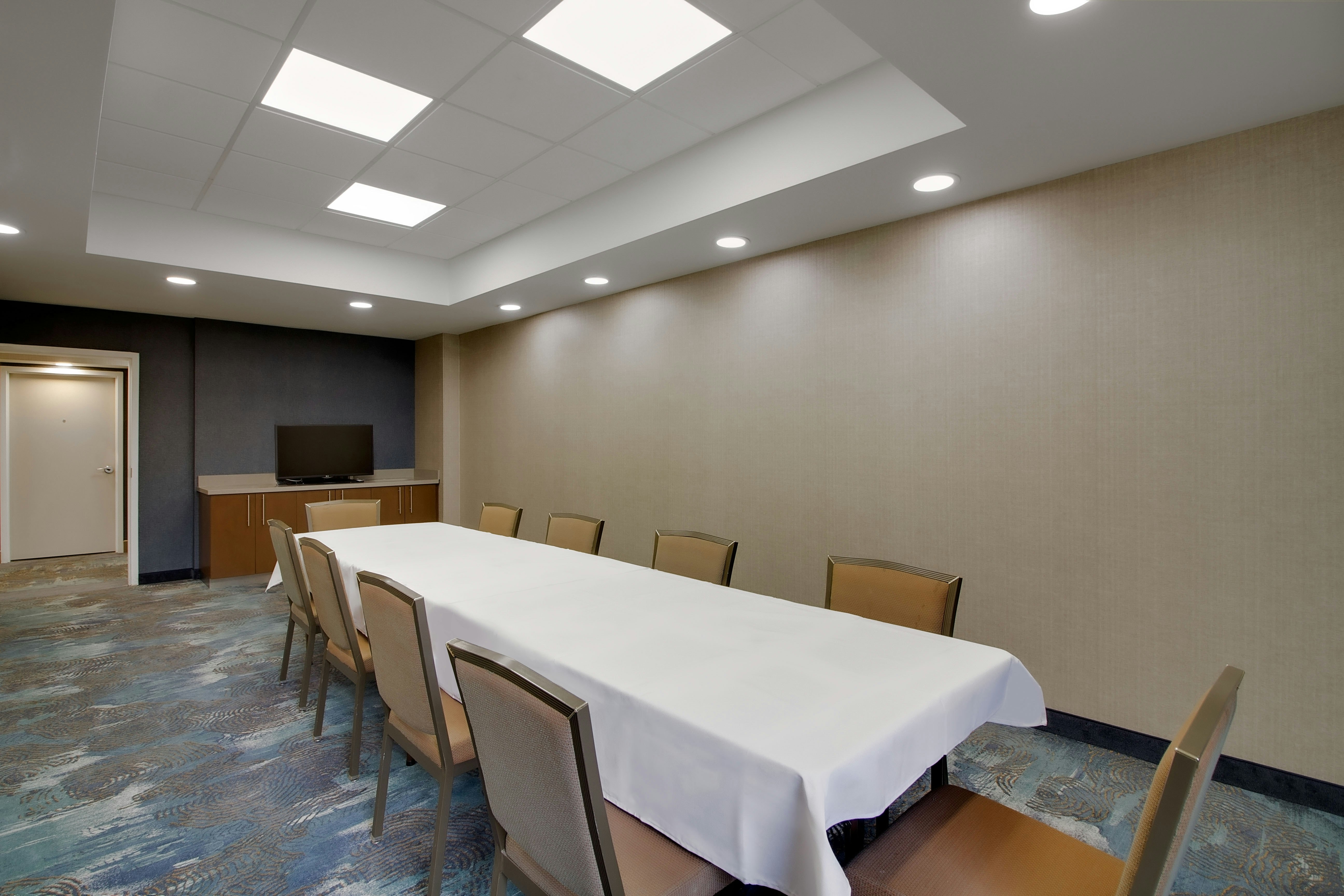 Hampton Inn Birmingham Colonnade 280 27/32