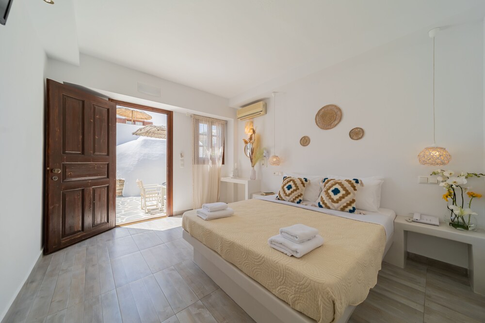 Anemomilos Hotel 18/59