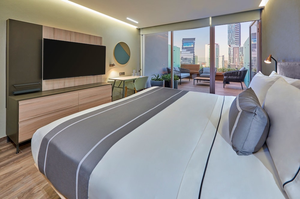 Room at City Express Plus By Marriott Guadalajara Providencia, GUADALAJARA (MEXICO)