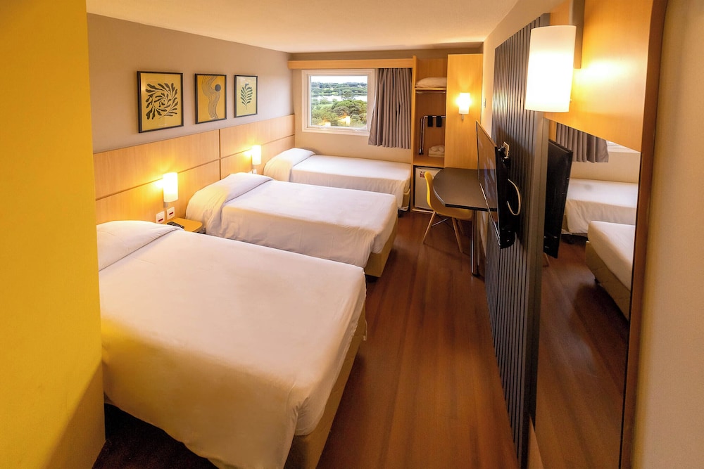 Hus Hotel Dourados 27/50