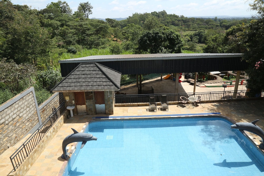 Nokras Riverine Hotel & Spa 18/34