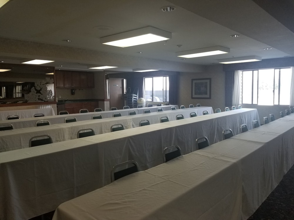 Shilo Inn Suites Salem 29/37