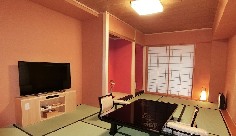 Ryokan Kanade 55/63