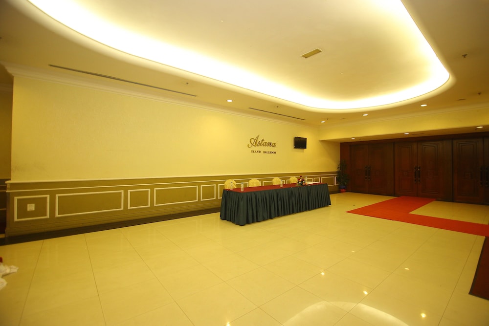 Grand Darul Makmur Hotel Kuantan 10/64
