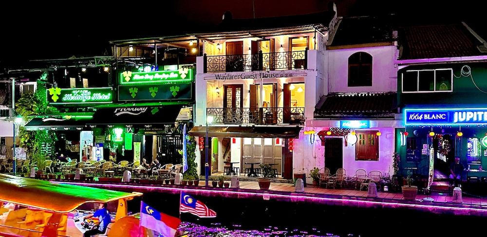 Wayfarer Guest House 32/50
