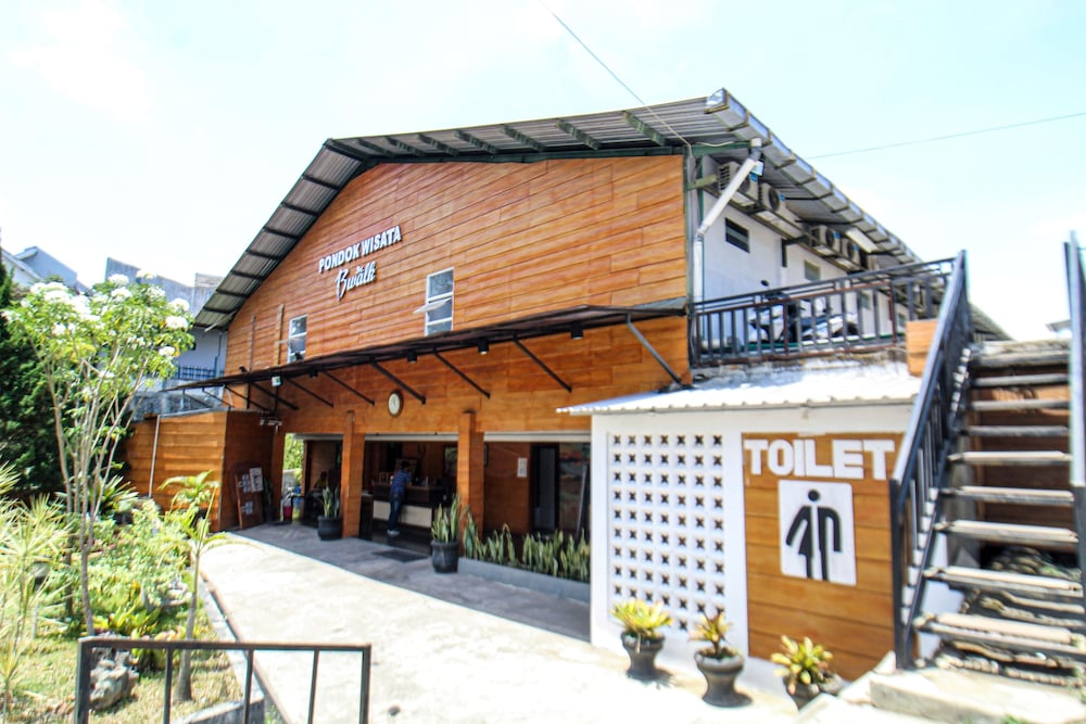 Bwalk Hotel Malang 1/50