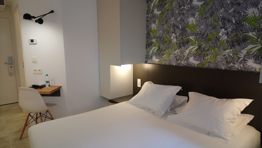 Hotel Alcyon 9/41