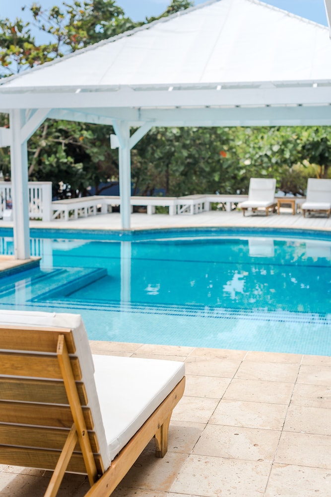 Barefoot Cay Resort 37/67