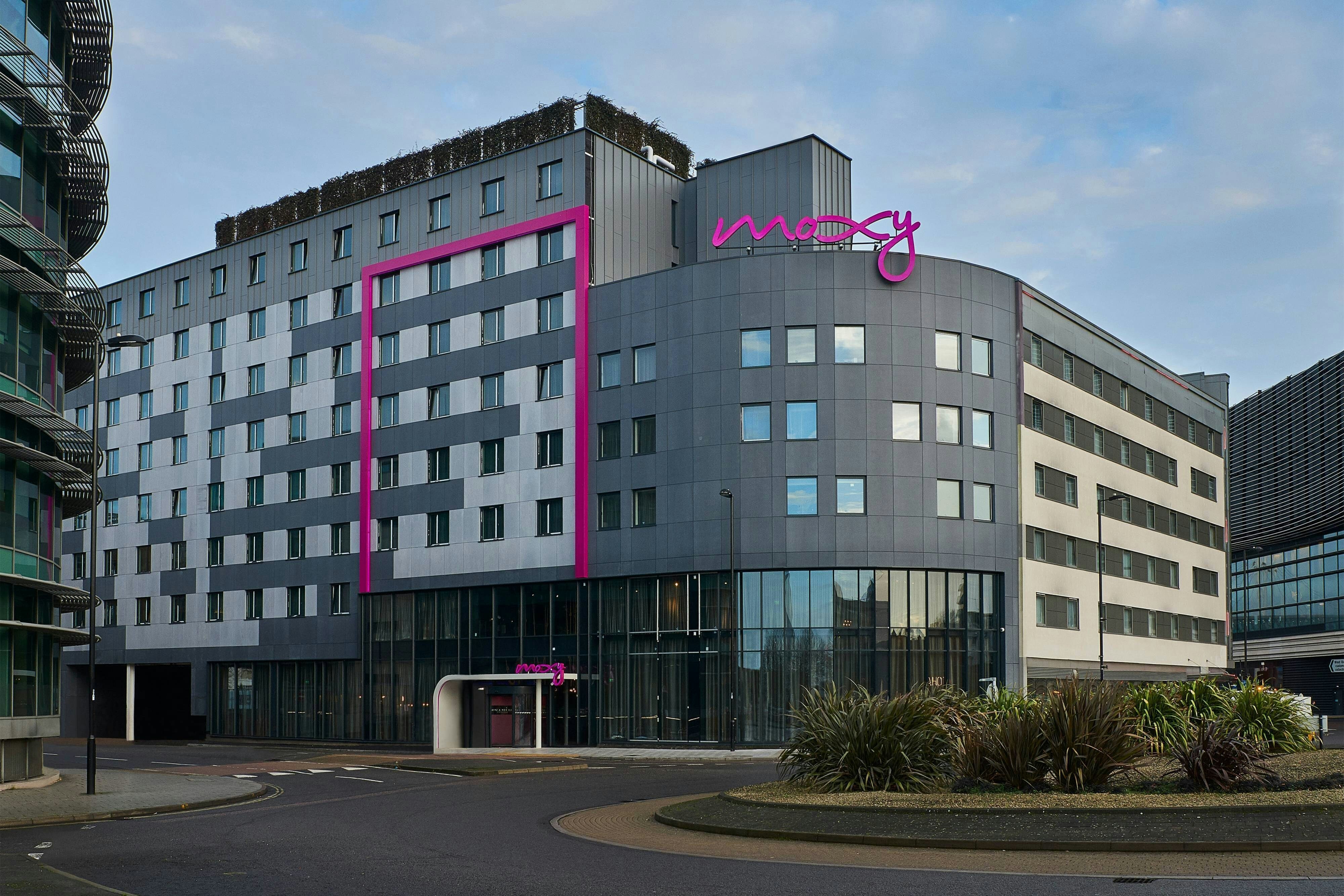 Moxy Southampton 3/55