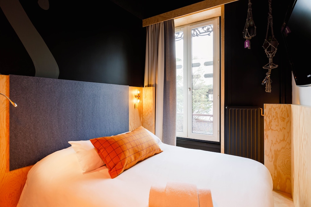 Greet hotel Lyon Confluence 38/77