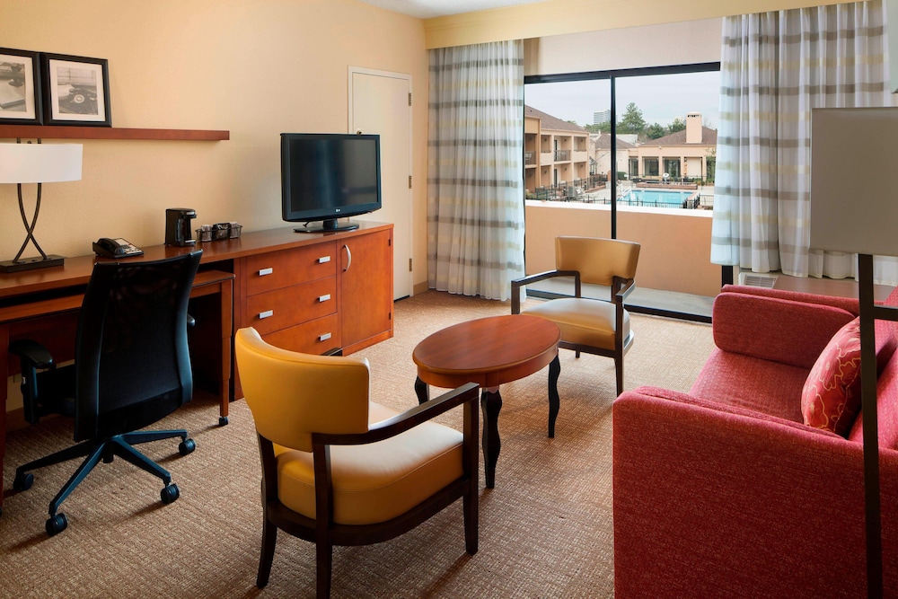 Courtyard by Marriott Birmingham Hoover 34/57