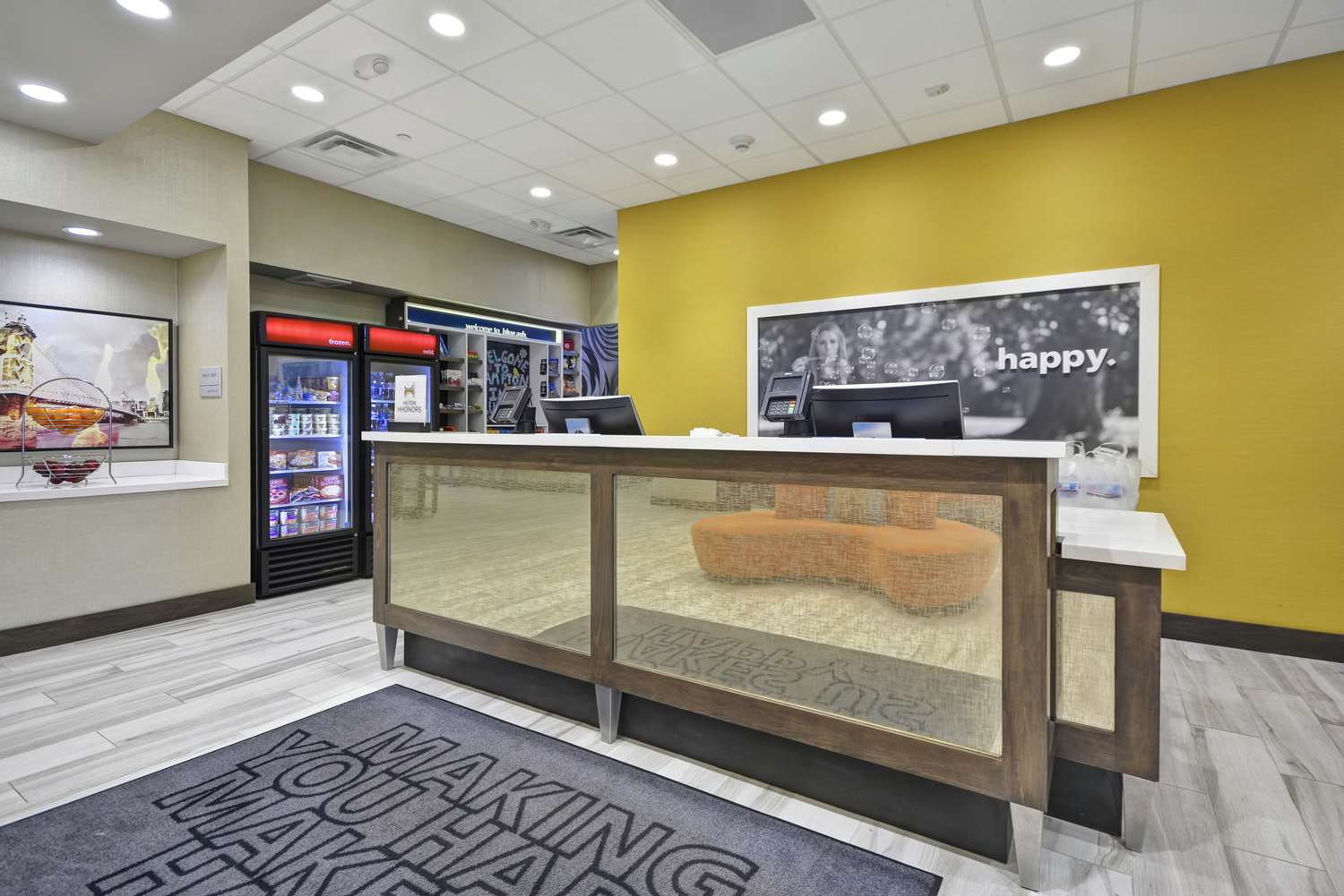 Hampton Inn Blue Ash Cincinnati Oh 5/35