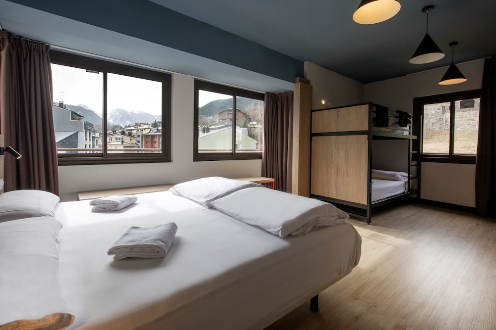 Font Andorra Hostel 14/53