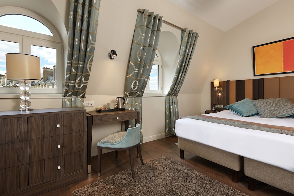 Hotel La Regence Etoile 13/50