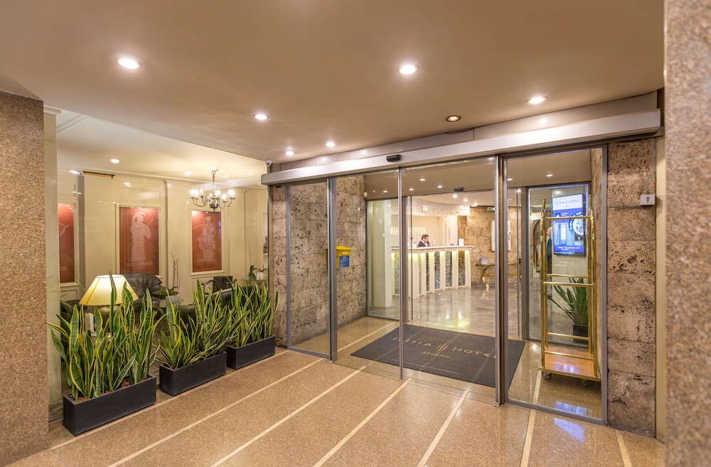 Ilisia Hotel 42/68
