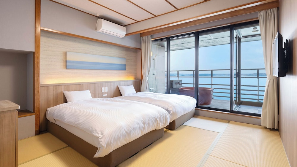 Japanese, Standard, Futon Bed, Twin Beds, Outdoor Bath